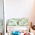 アパート Shanti, La Casa Azul