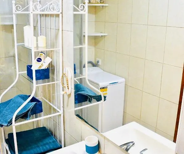 アパート Shanti, La Casa Azul